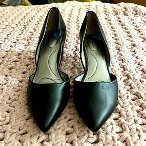 Black Kitten Pointed Heels
